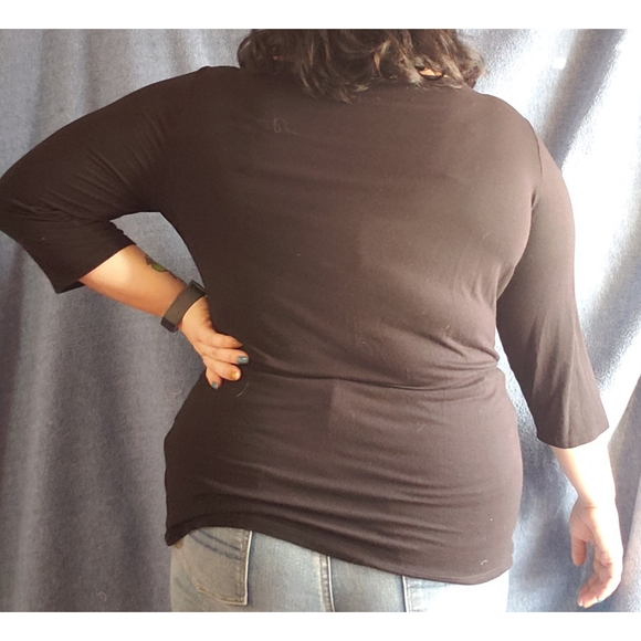 Three-quarter Length V neck Blouse - Picture 4 of 6